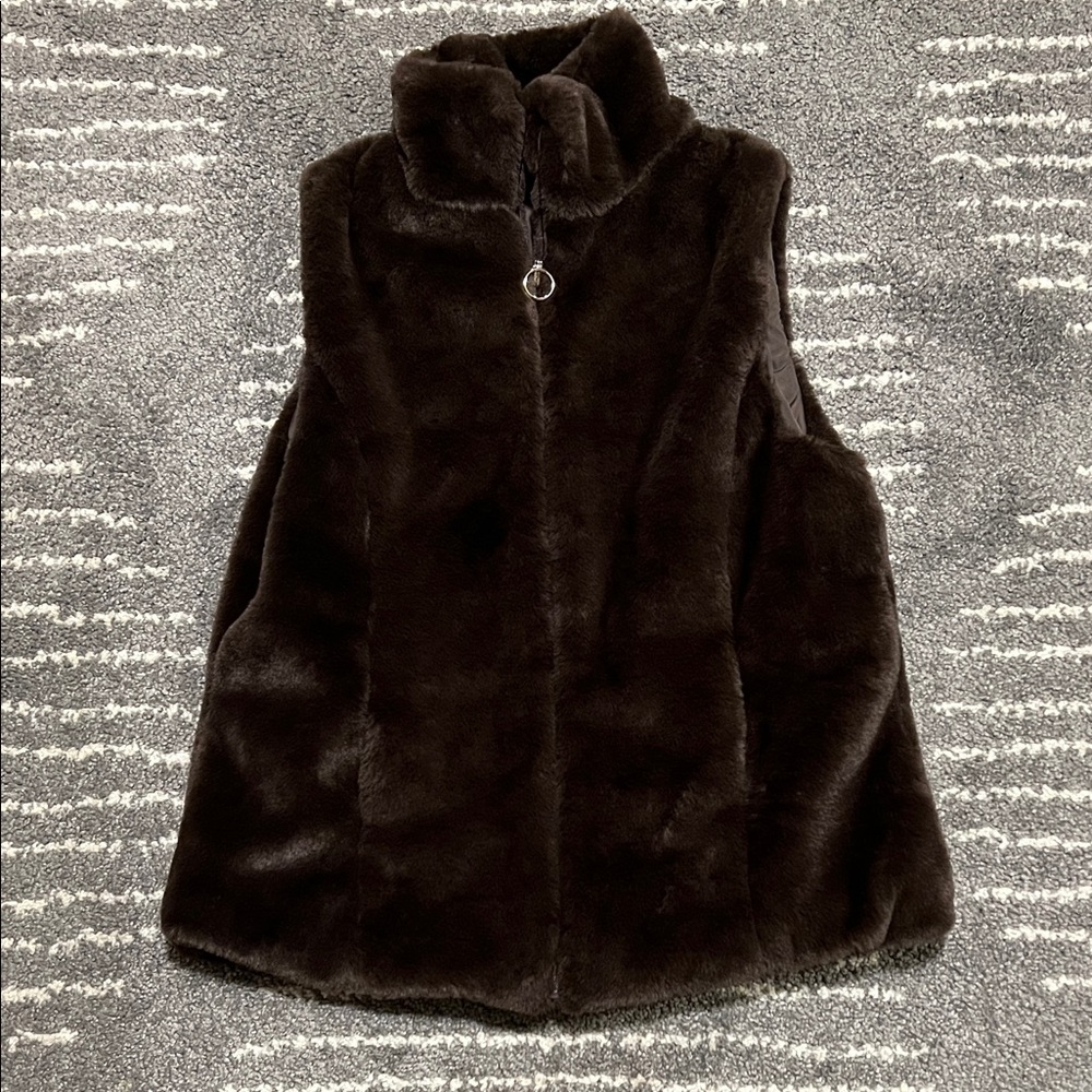 Faux Fur Vest in Dark Brown